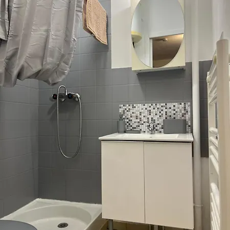 Studio Entre Centre Et Facultes *