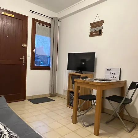 Studio Entre Centre Et Facultes